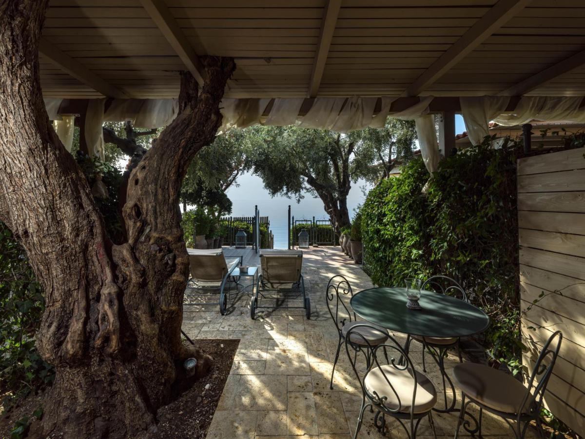 Six Keys Hotel Afissos Eksteriør billede