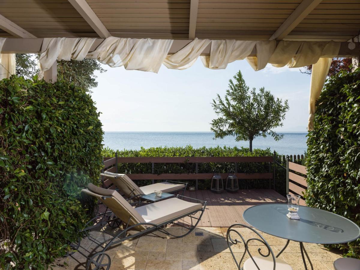 Six Keys Hotel Afissos Eksteriør billede