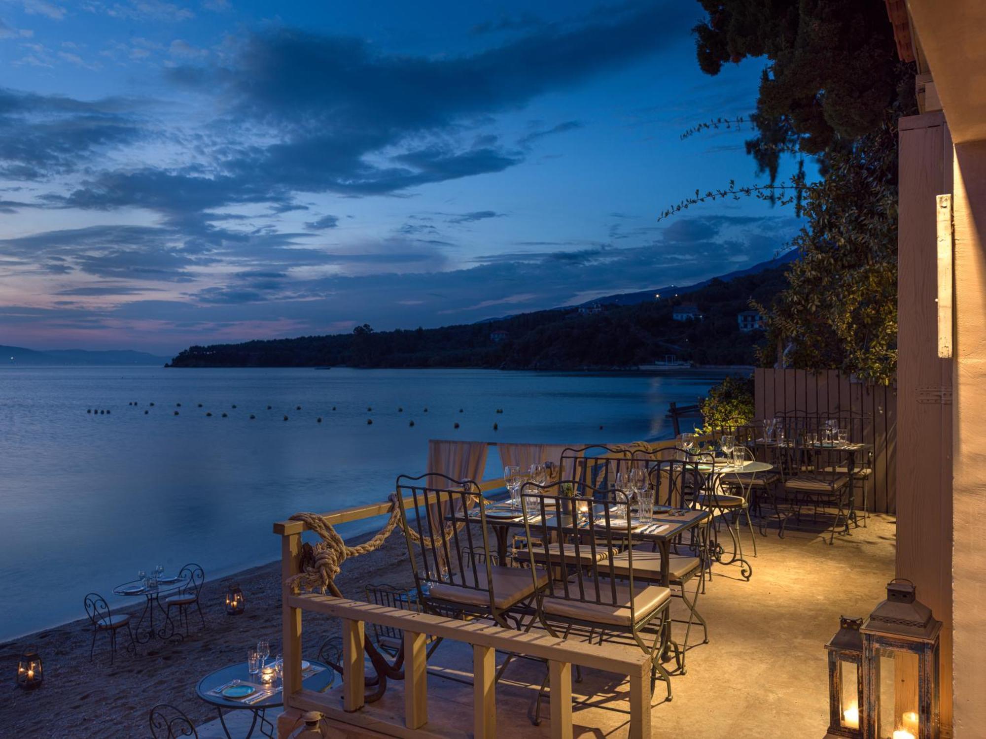 Six Keys Hotel Afissos Eksteriør billede