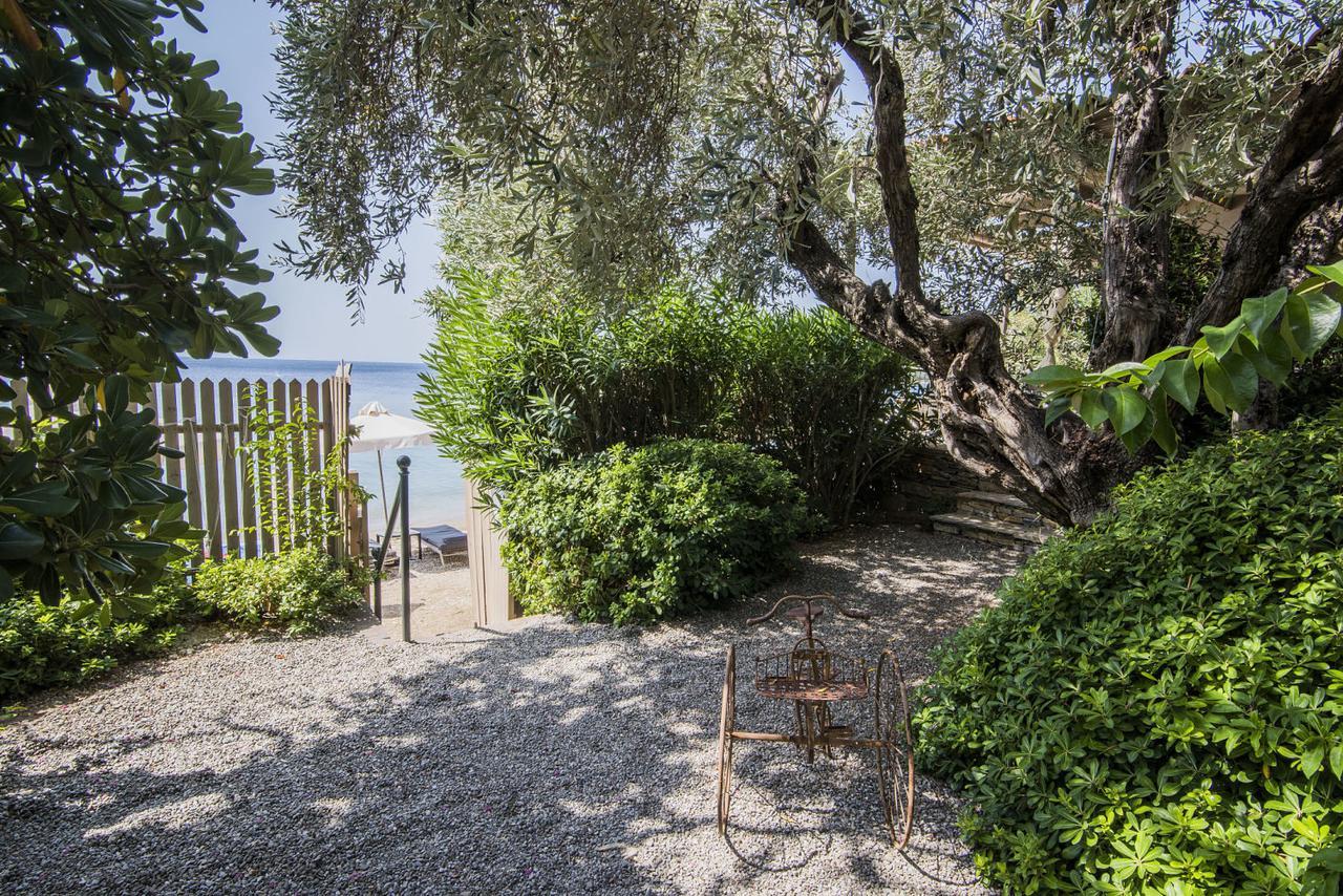 Six Keys Hotel Afissos Eksteriør billede