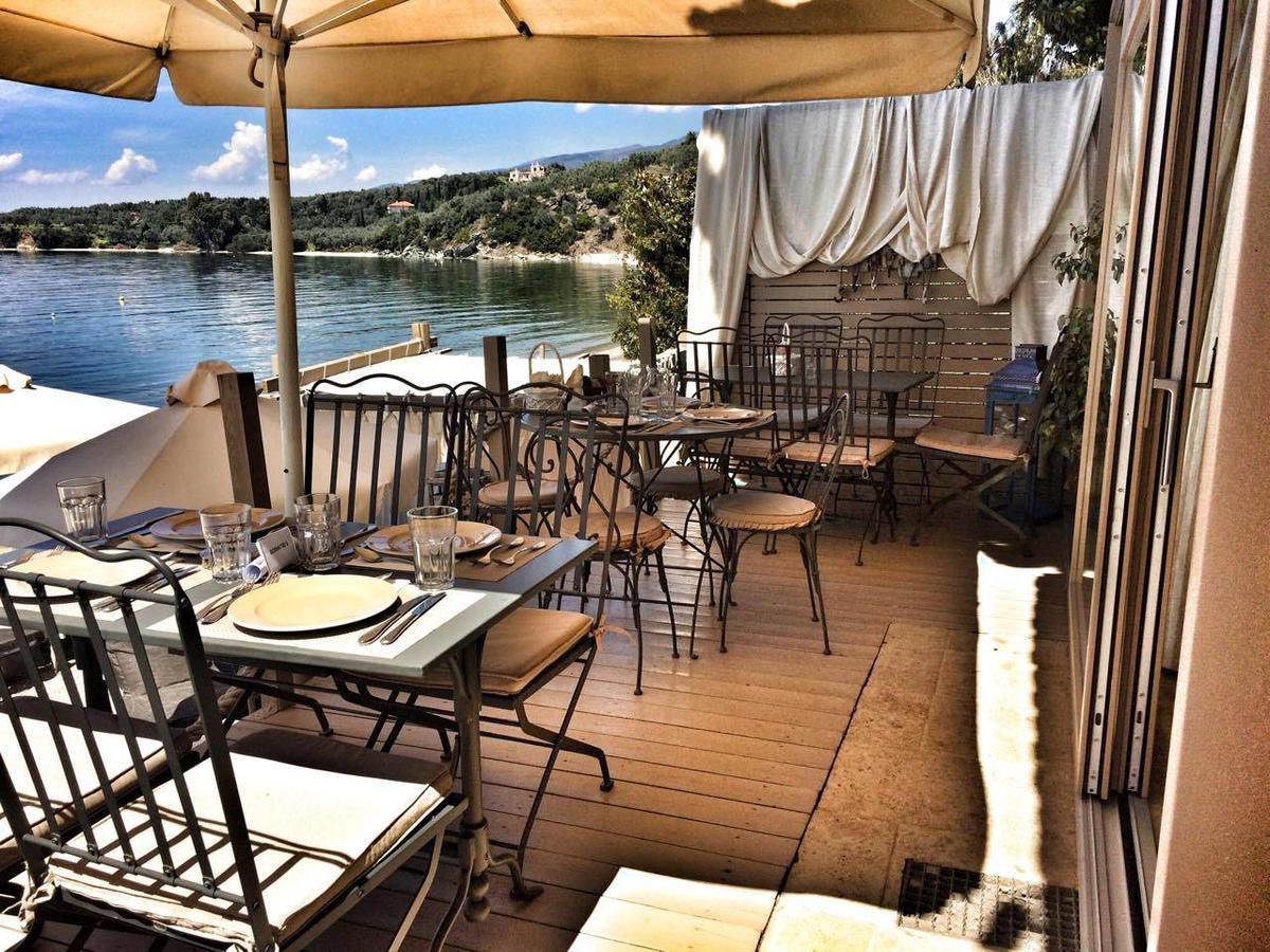 Six Keys Hotel Afissos Eksteriør billede